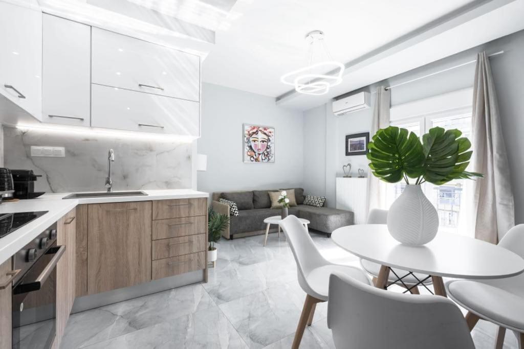 Soleggiato Minimal Apartment Thessaloníki Exteriör bild